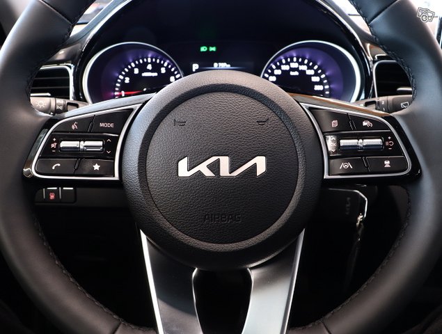 KIA XCeed 7