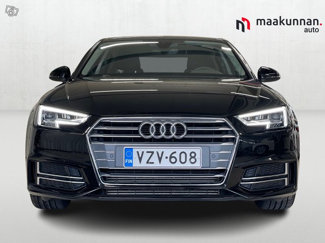 AUDI A4 7