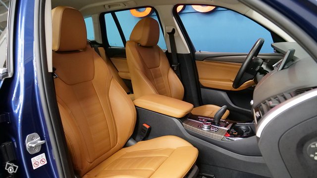BMW X3 7