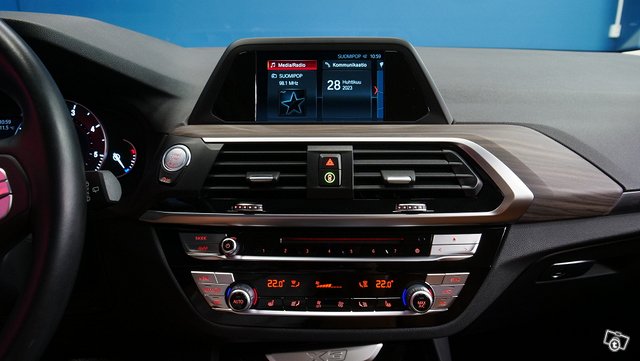 BMW X3 9
