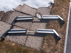 Kattoteline Volvo 940, Kattotelineet ja boksit, Auton varaosat ja tarvikkeet, Vaasa, Tori.fi Kattoteline Volvo 940, Kattotelineet ja boksit, Auton varaosat ja tarvikkeet, Vaasa, Tori.fi