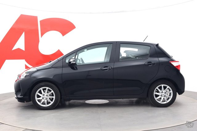Toyota Yaris 2
