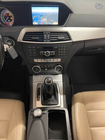 Mercedes-Benz C 15