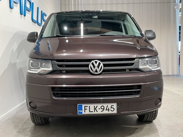 Volkswagen Transporter 9