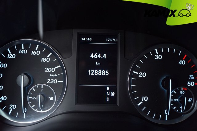 Mercedes-Benz Vito 13
