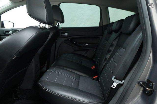 Ford Kuga 11