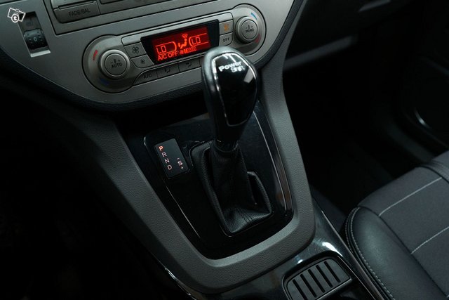 Ford Kuga 18