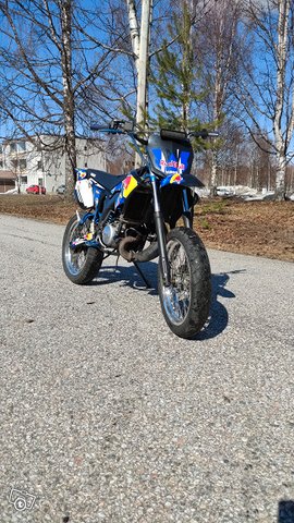 Yamaha dt, kuva 1