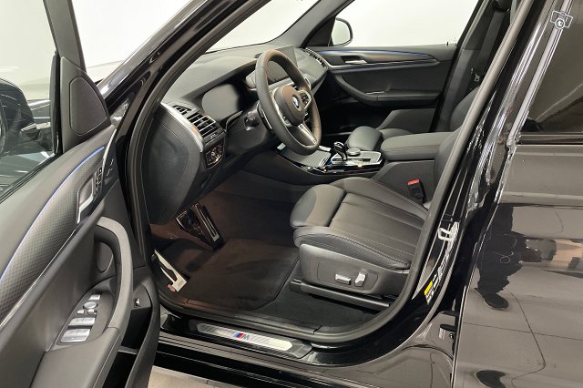 BMW X3 7