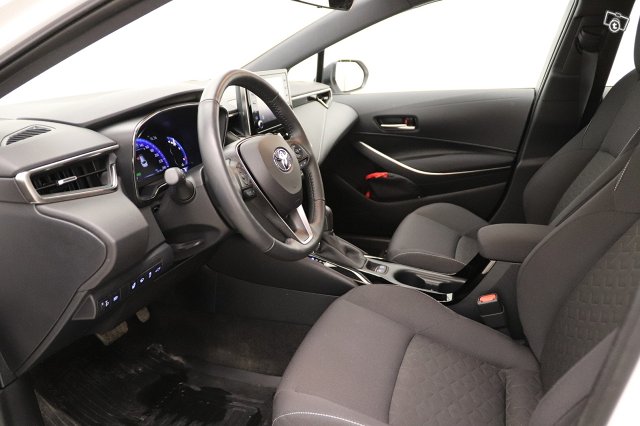 Toyota Corolla 8