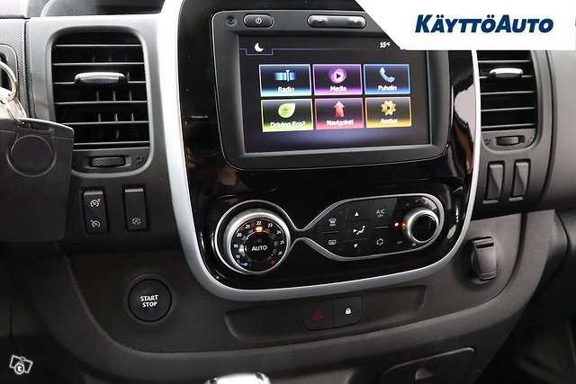 RENAULT Trafic 12