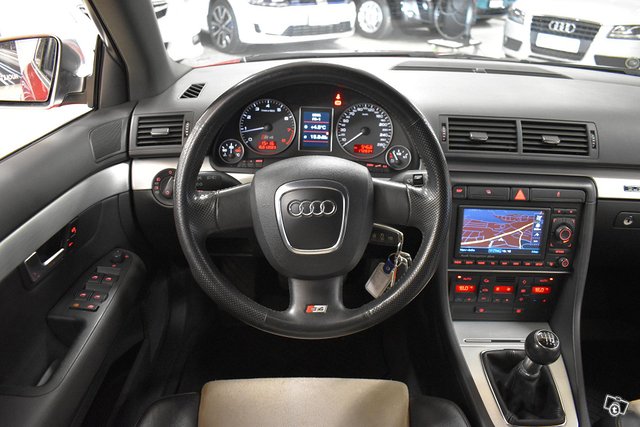 Audi S4 17