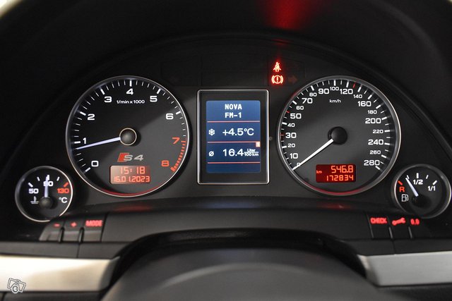 Audi S4 24