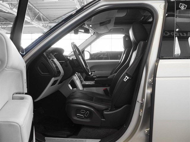 Land Rover Range Rover 6