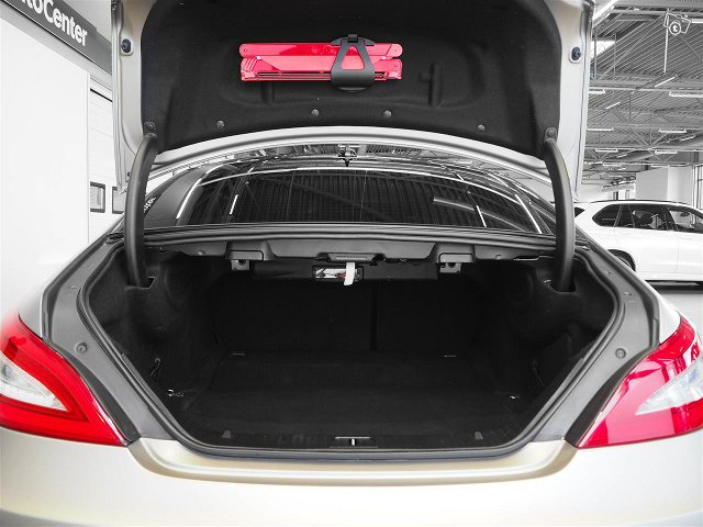 Mercedes-Benz CLS 63 AMG 11