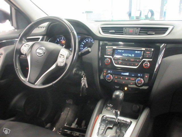 NISSAN Qashqai 21