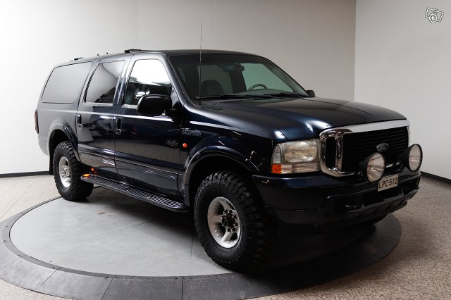 Ford Excursion 3