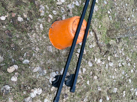 Thule kattotelineet, Kattotelineet ja boksit, Auton varaosat ja tarvikkeet, Tammela, Tori.fi Thule kattotelineet, Kattotelineet ja boksit, Auton varaosat ja tarvikkeet, Tammela, Tori.fi