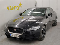 Jaguar XE -17