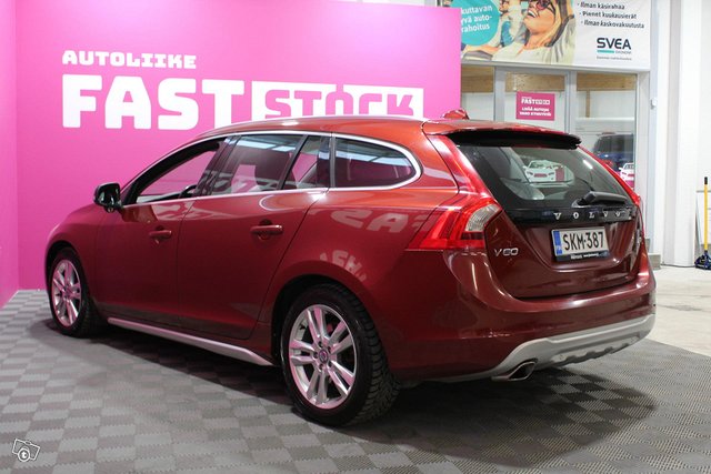 Volvo V60 7