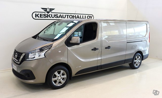 Nissan NV300