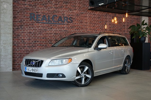 Volvo V70, kuva 1