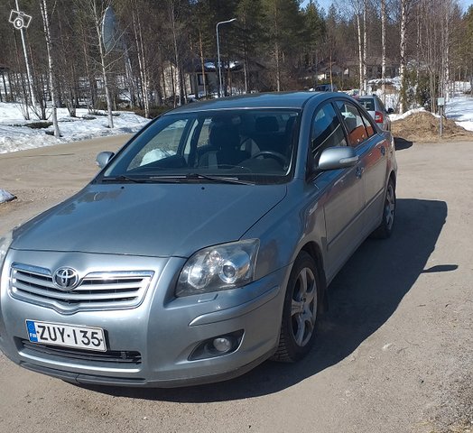 Toyota Avensis, kuva 1