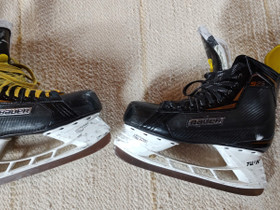 Bauer Subreme S25 Luistimet koko 42, Jääkiekko ja luistelu, Urheilu ja ulkoilu, Lappeenranta, Tori.fi Bauer Subreme S25 Luistimet koko 42, Jääkiekko ja luistelu, Urheilu ja ulkoilu, Lappeenranta, Tori.fi