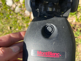 Montblanc kattotelineet, Kattotelineet ja boksit, Auton varaosat ja tarvikkeet, Hollola, Tori.fi Montblanc kattotelineet, Kattotelineet ja boksit, Auton varaosat ja tarvikkeet, Hollola, Tori.fi