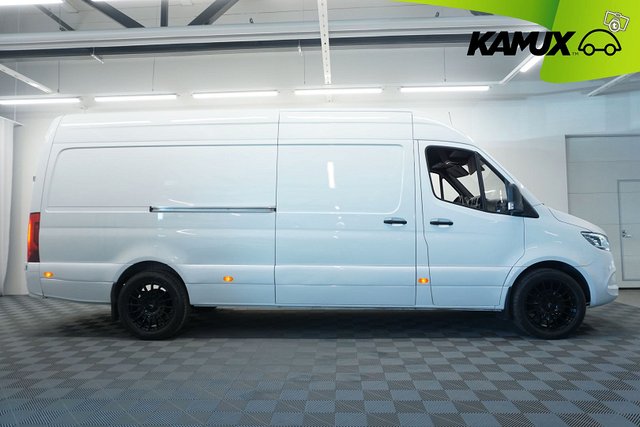 Mercedes-Benz Sprinter 2