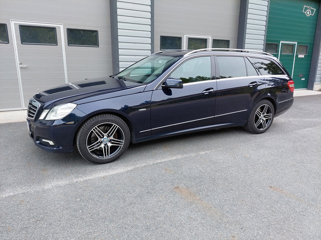 Mercedes-Benz E 300, kuva 1