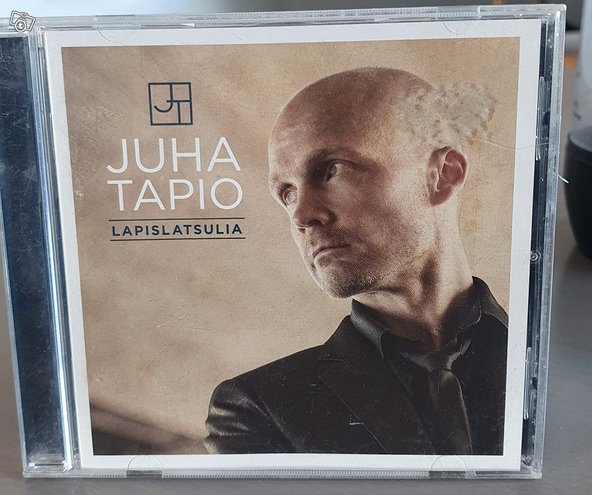 Juha Tapio Lapislatsulia, Musii...