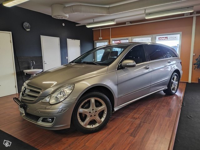 Mercedes-Benz R 1