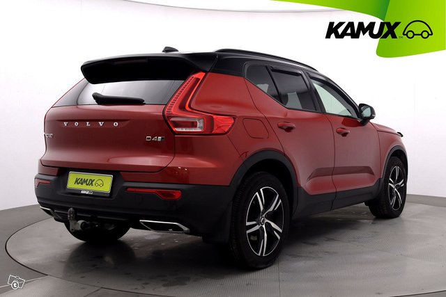 Volvo XC40 4