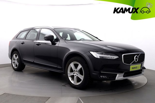 Volvo V90 Cross Country