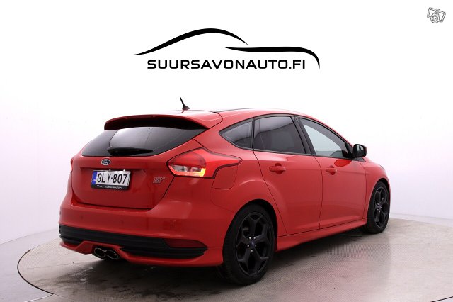 Ford Focus 5