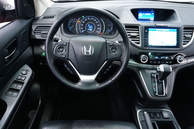 Honda CR-V 8