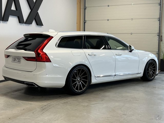 Volvo V90 3