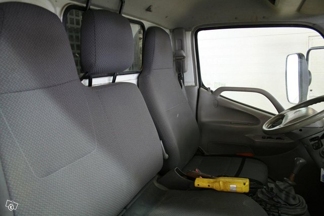Toyota Dyna 18