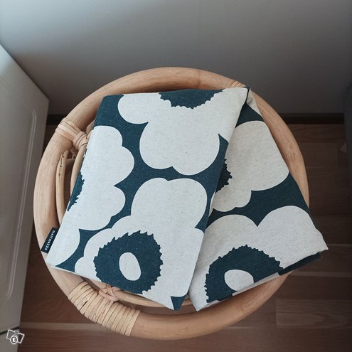 Marimekko unikko tyynynpäällinen ./pellava...