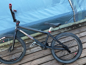 BMX temppupyörä, Muut pyörät, Polkupyörät ja pyöräily, Kannus, Tori.fi BMX temppupyörä, Muut pyörät, Polkupyörät ja pyöräily, Kannus, Tori.fi