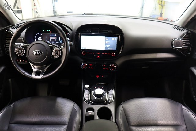 KIA E-Soul 14