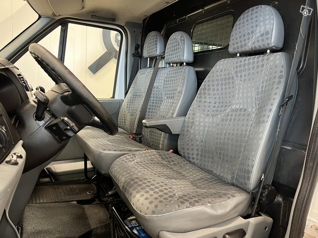 Ford Transit 5