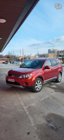 Mitsubishi Outlander, kuva 1