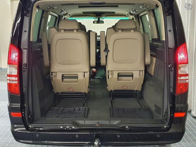 Mercedes-Benz Viano 9