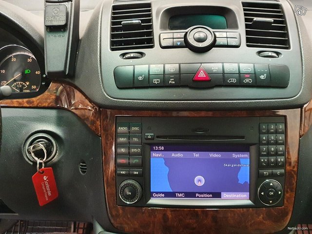 Mercedes-Benz Viano 13