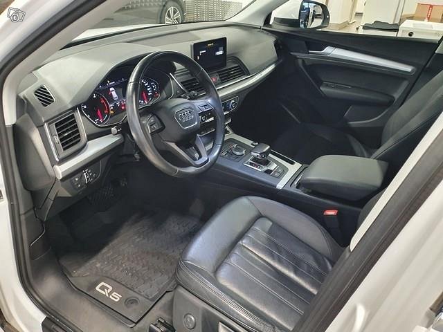 AUDI Q5 6