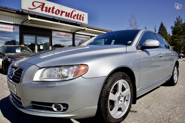 Volvo S80