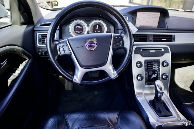 Volvo S80 13