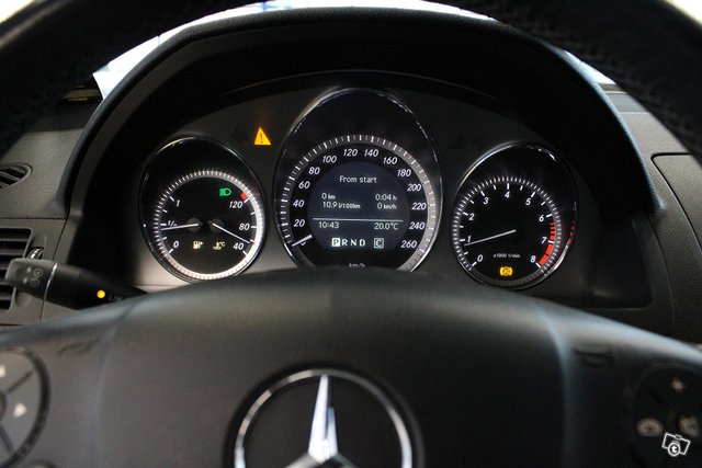 Mercedes-Benz C 18